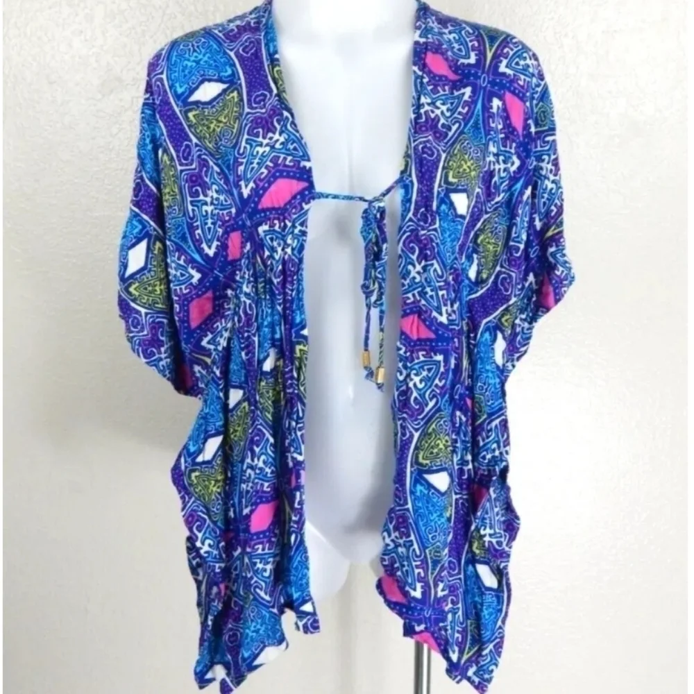 OndaDeMar Geometric Cover Up Top